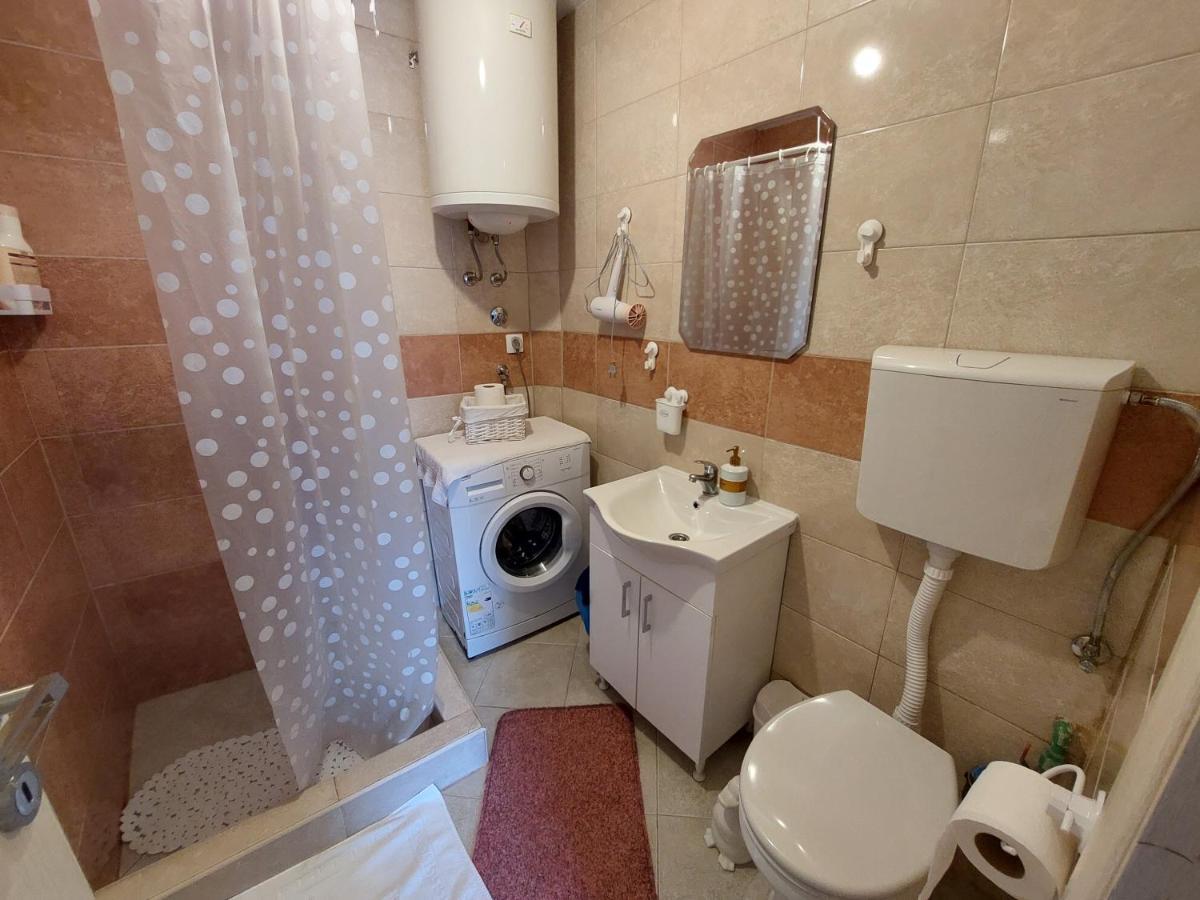 Ljubovic Apartman 波德戈里察 外观 照片