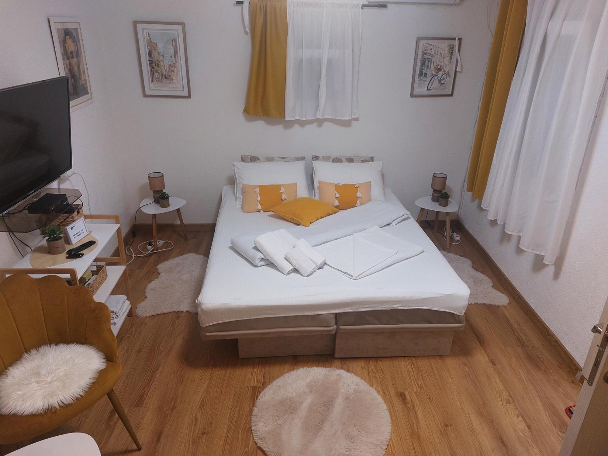 Ljubovic Apartman 波德戈里察 外观 照片